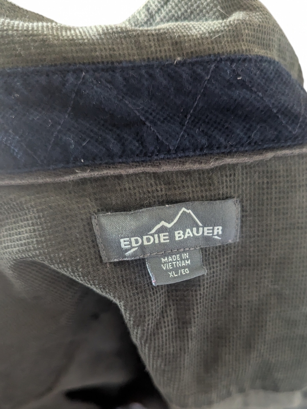 Eddie Bauer Dark Green Corduroy Button Up Shirt Jacket Extra Large - Picture 3 of 4